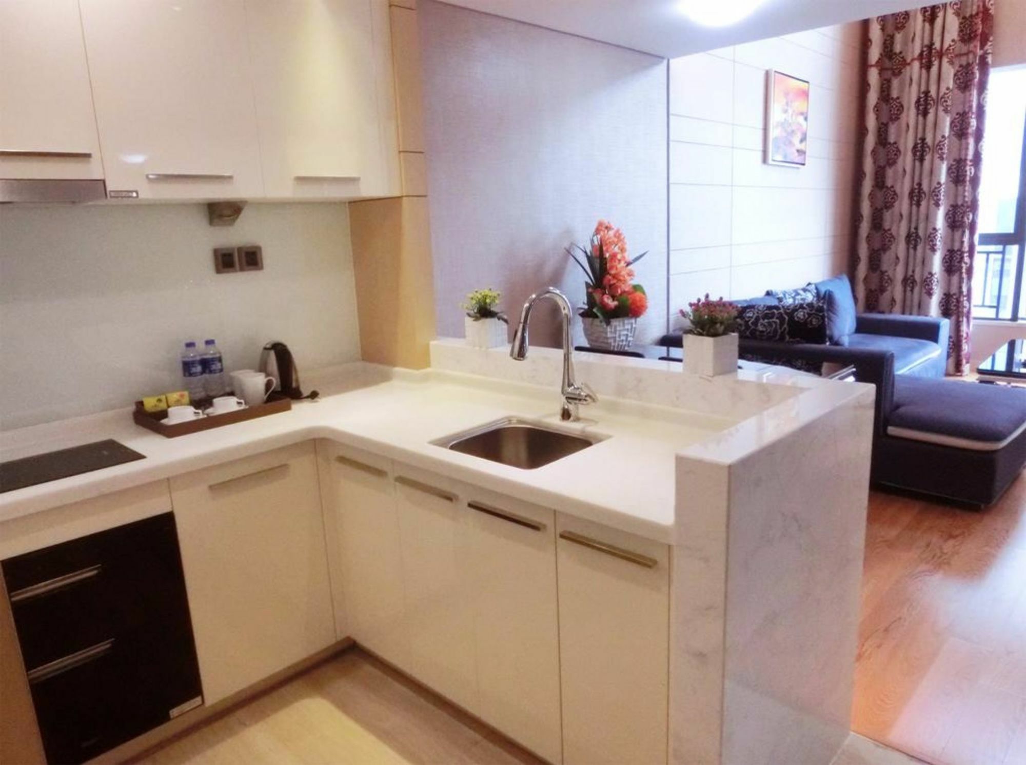 Estay Residence • Poly Central Pivot Гуанчжоу Экстерьер фото